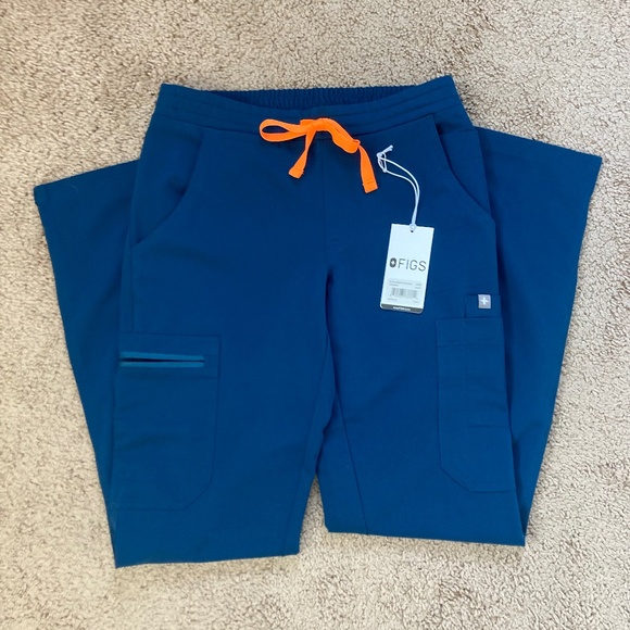 Figs scrub set deep reef size XXS Catalina top and Yola pants regular - Picture 4 of 6